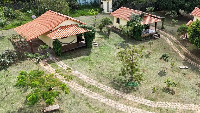 Chalé no centro com piscina - Vila Carrancas