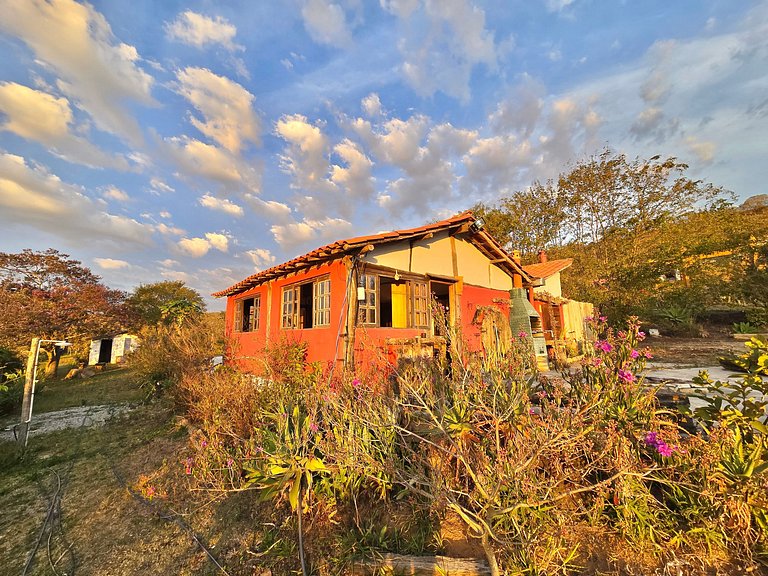 Sítio na Serra com Pôr-do-Sol Espetacular