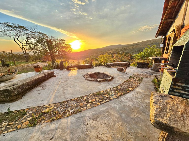 Sítio na Serra com Pôr-do-Sol Espetacular