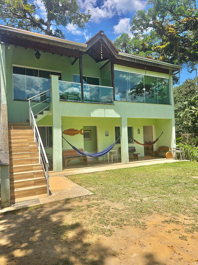 Kitnet Perto da Praia de Ubatumirim - 4 pessoas