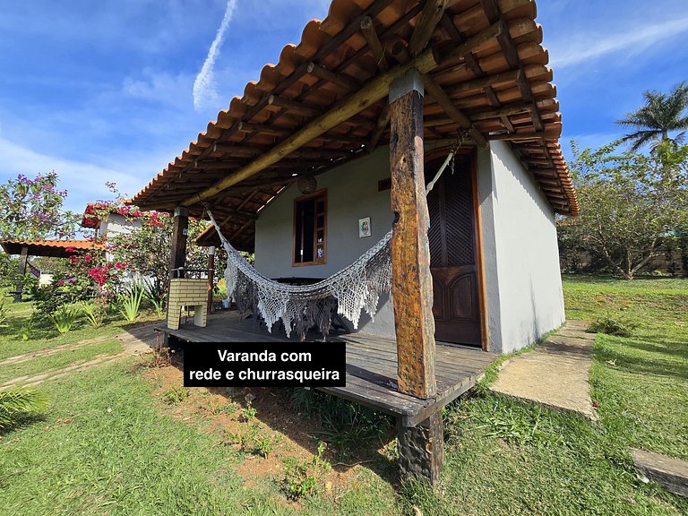 Chalé no Centro com Piscina e Cachoeiras Próximas
