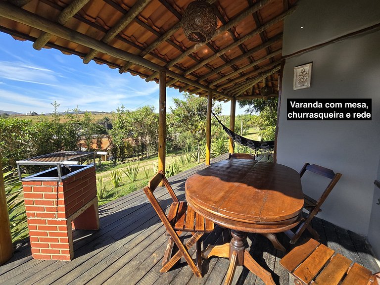 No Centro, Com Piscina e Para Até 5 Pessoas