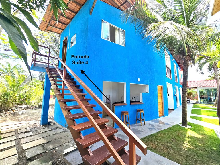Suíte com Piscina, Café da Manhã e a 200m da Praia