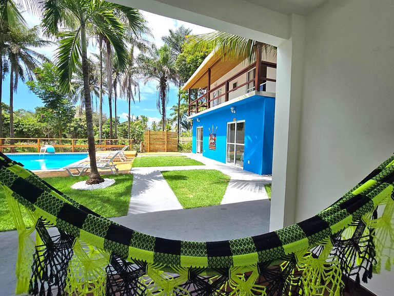 Suíte com Piscina e Café da Manhã - 200m da Praia