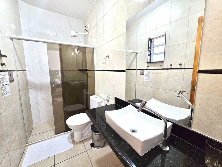 Suíte com Café da Manhã, Piscina e Praia a 200m